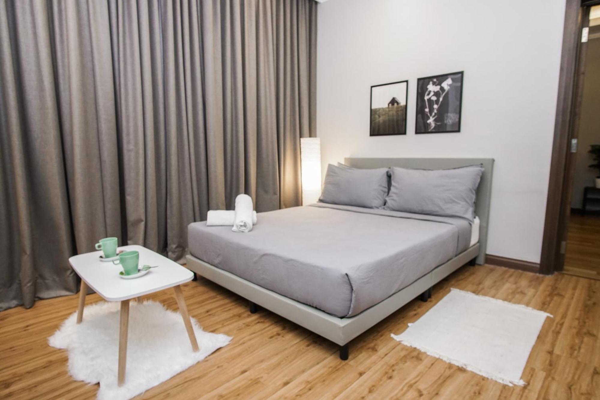Regalia Exclusive Hostel 쿠알라룸푸르 외부 사진